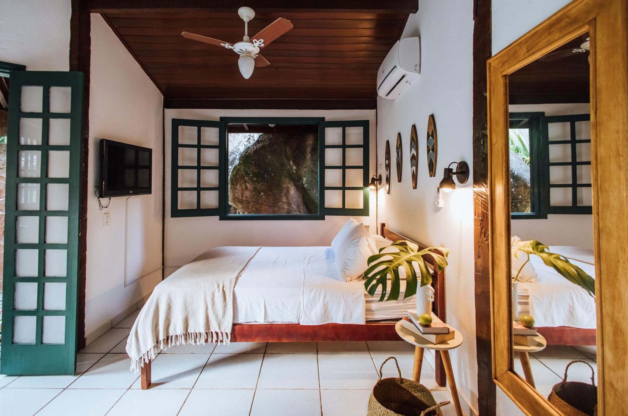Pousada Vila Das Pedras Ilhabela Exteriör bild